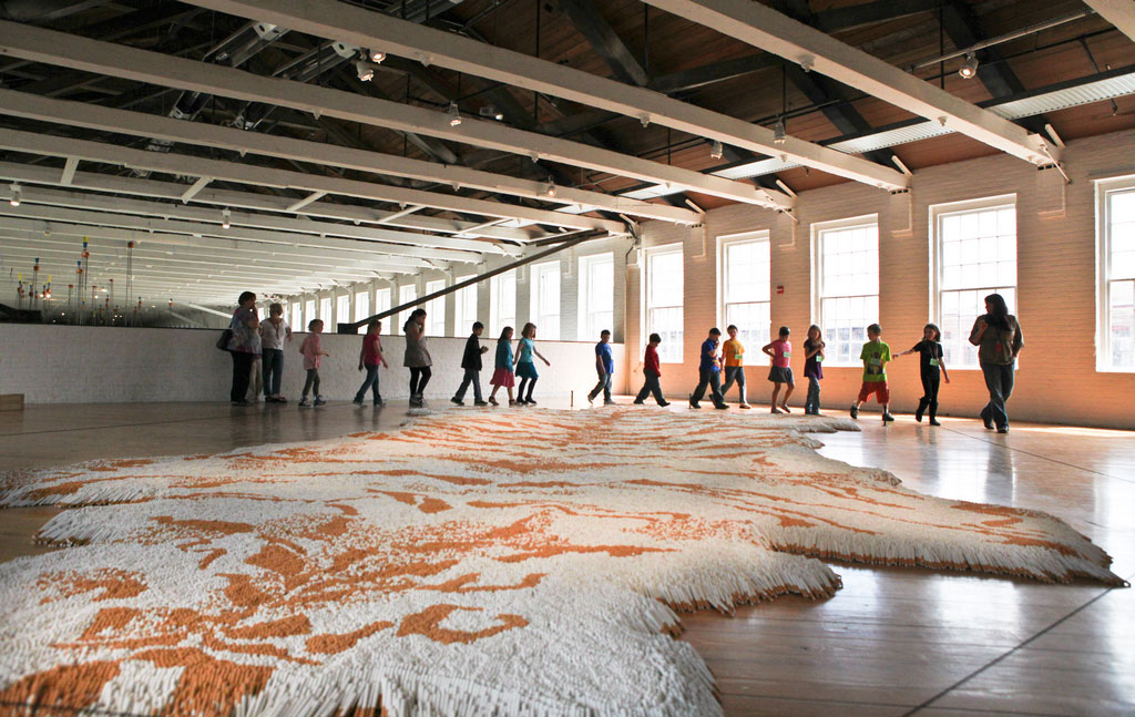 Installation-View-of-Tobacco-Project-by-Xu-Bing-at-MASS-MoCA-01