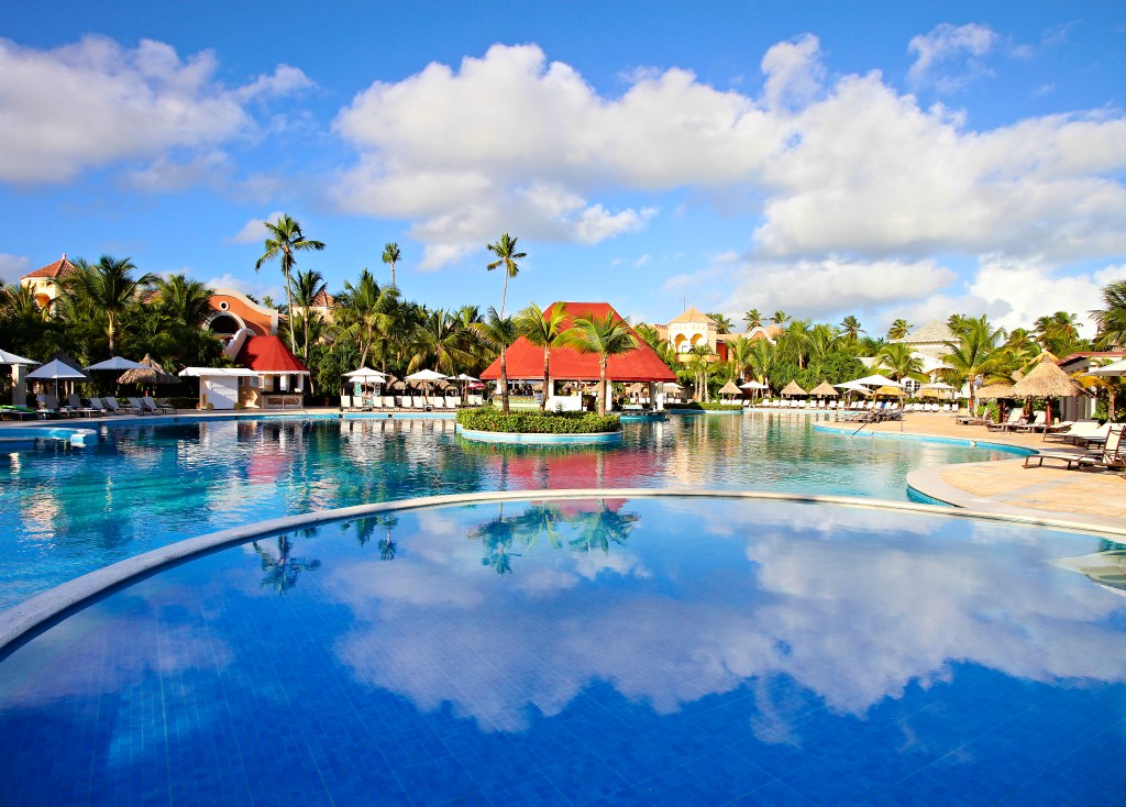 Divertite y disfrutá en medio de un jardín&nbsp;tropical